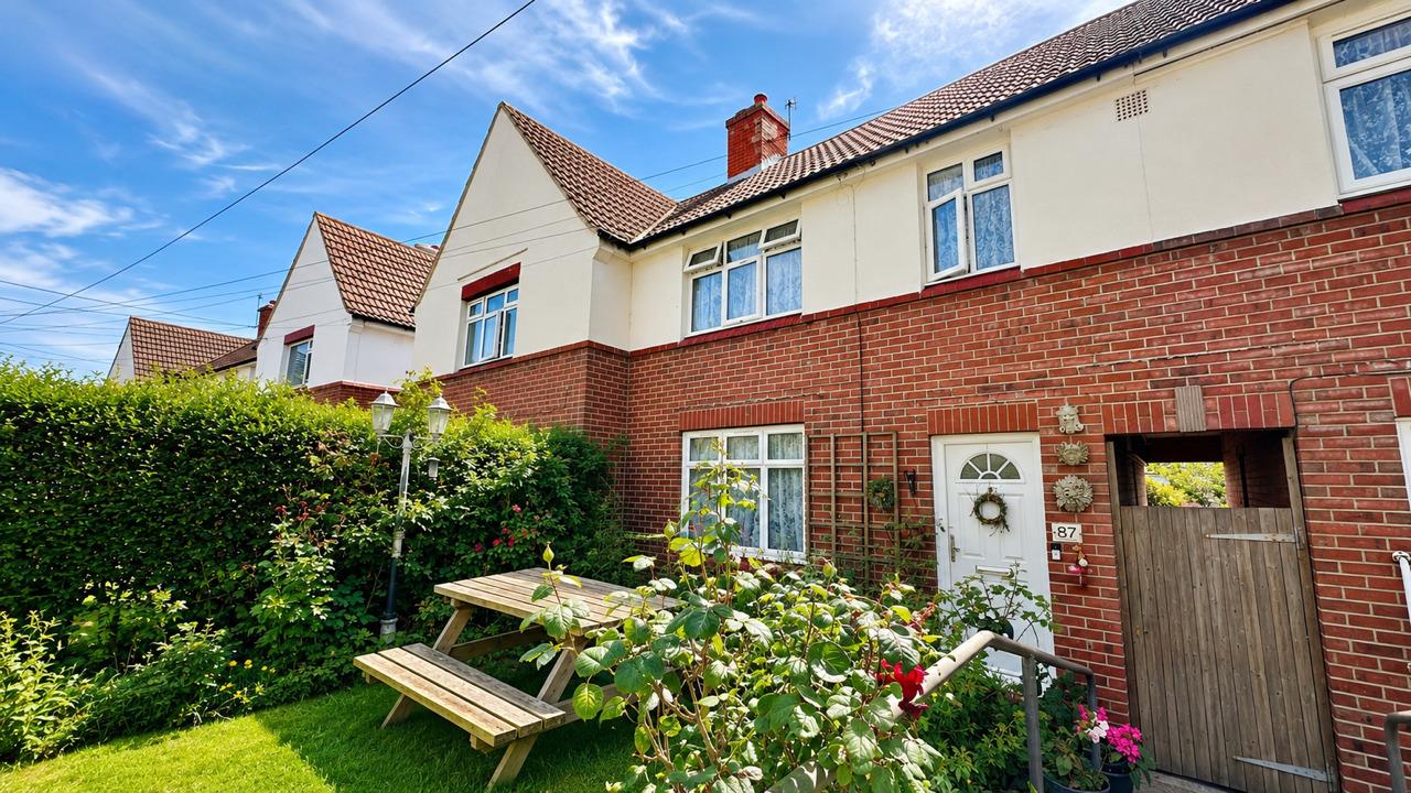 3 bed property in Quebec Road, St. Leonards-On-Sea